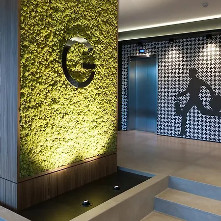 G Hotel